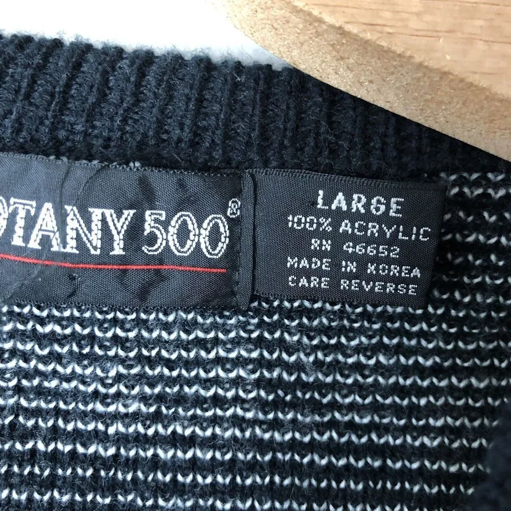 Botany 500 Men's Large Black Abstract Four‎ Button Long Sleeve Cardigan Sweater